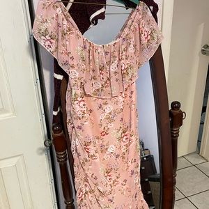 Ruffled flower print dress in pink